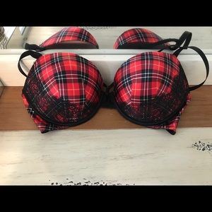 V.S. Push-up bra